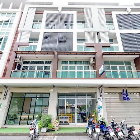 Central View Hostel Хат Яй Екстериор снимка